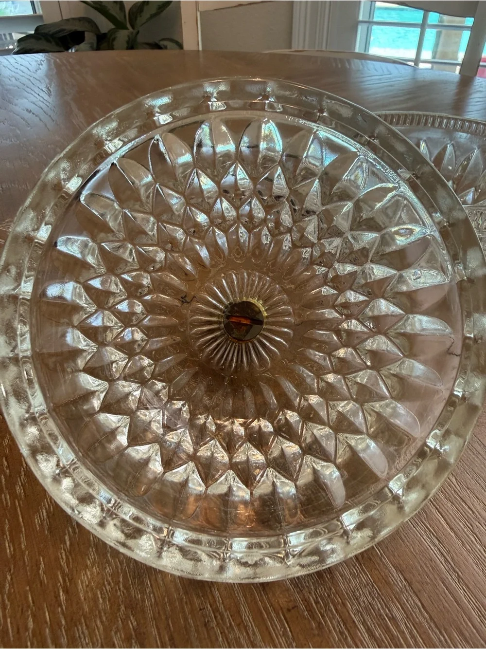 INDIANA GLASS VINTAGE LIDDED CANDY BOWL OR SERVER SUGAR